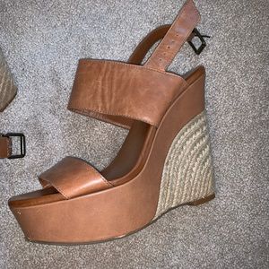 Jessica Simpson tan wedges